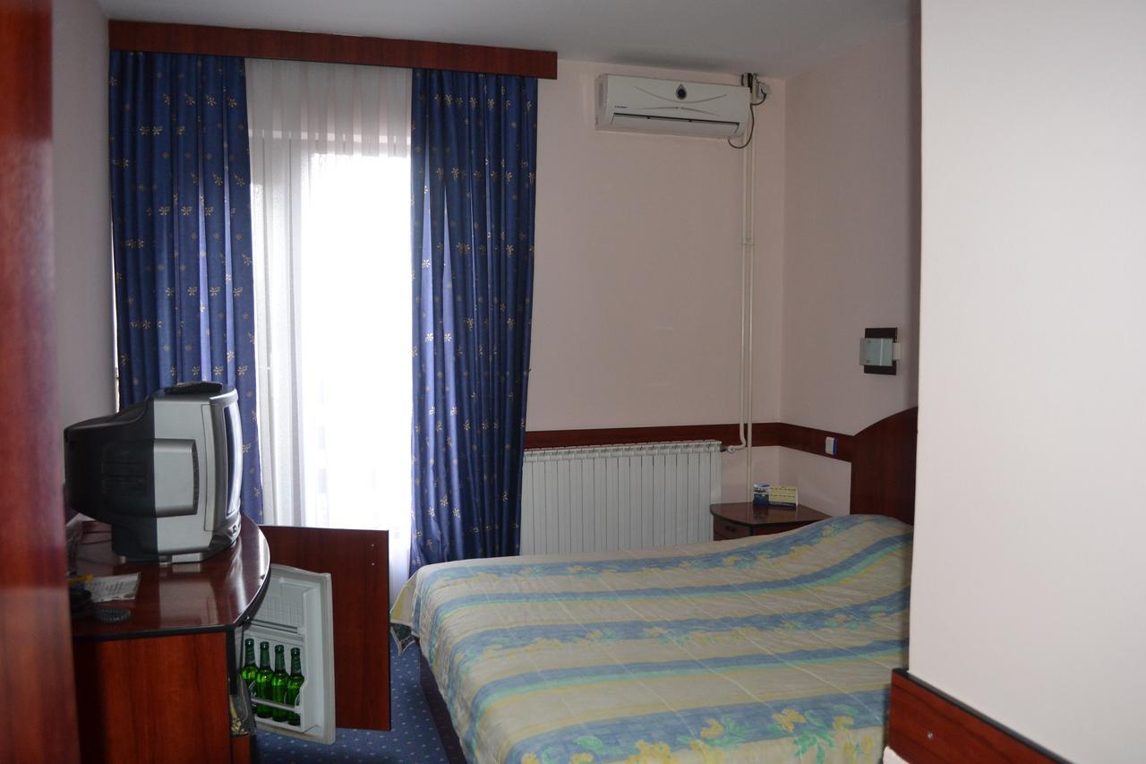 Hotel Mimoza 쿠마노보 외부 사진